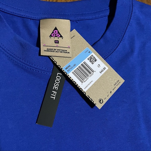 Brand new Nike ACG tee shirt - Picture 3 of 4